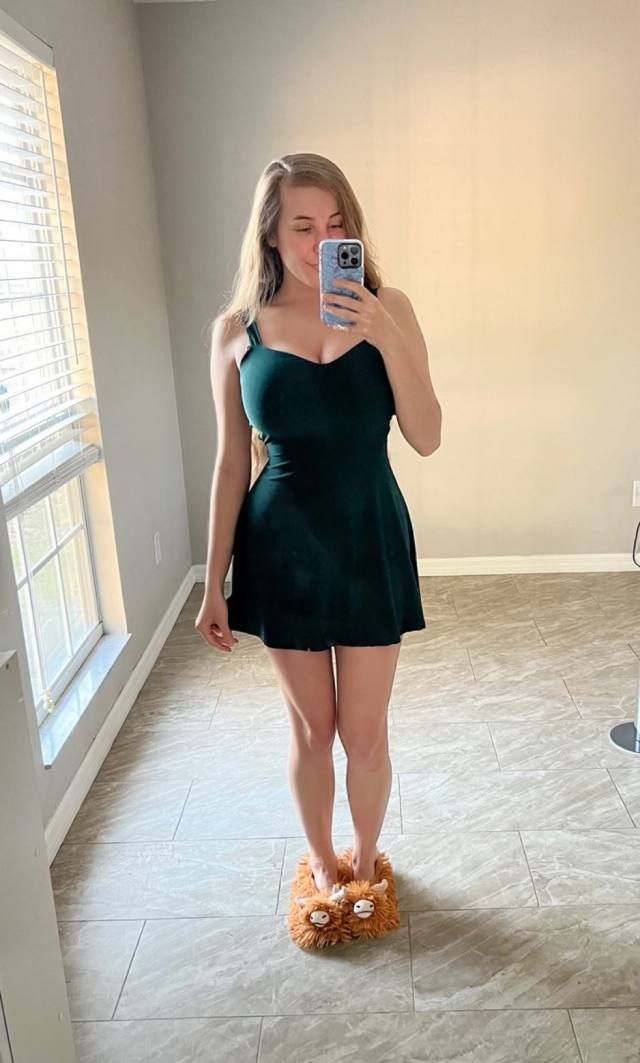 ARE YOU LOOKING FOR THE BEST SERVICE  💫🙎‍♂️ & A MATURED COMPANY WITH MILKING TABLE IS AVAILABLE 🍑😍 BOTH INCALL AND OUTC - Image 2